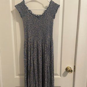 Urban Outfitters' floral and flowy dress (size S)